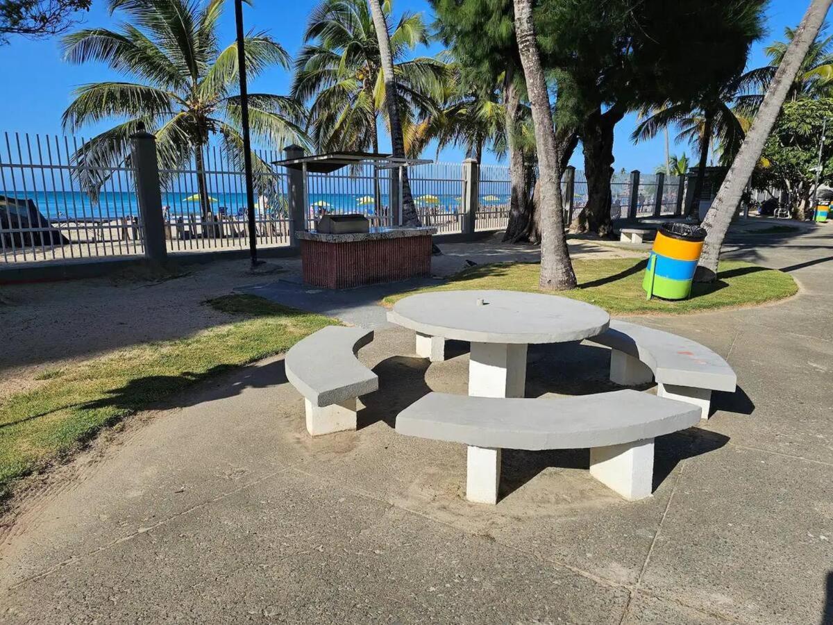 Steps From Foxwoods And Front Bliss- 24hrs Of Food And Fun Apartamento San Juan