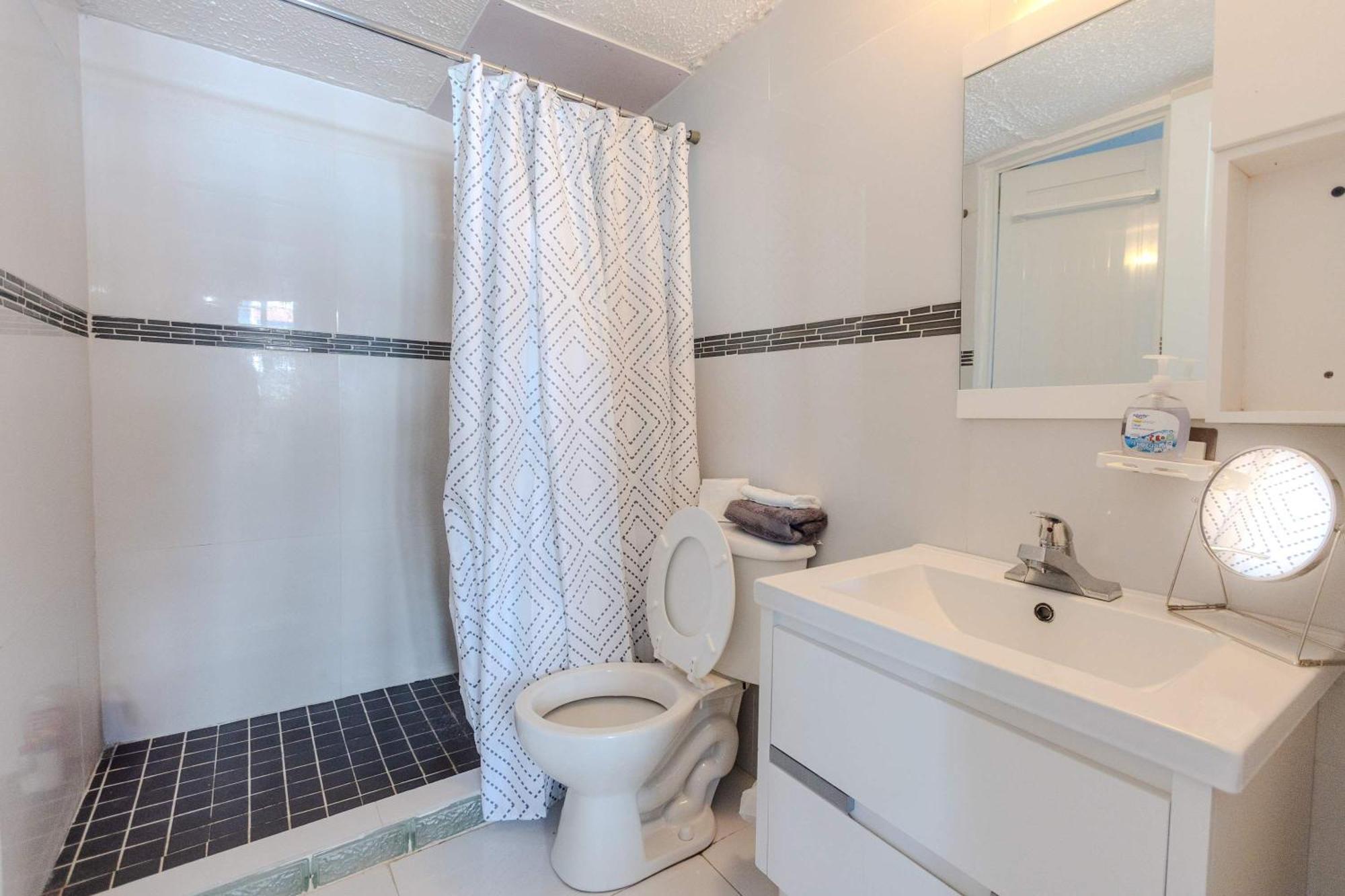 Steps From Foxwoods And Front Bliss- 24hrs Of Food And Fun Apartamento *